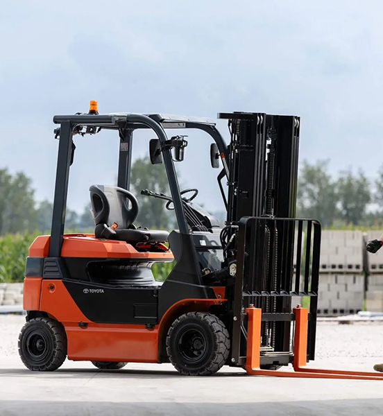 forklift rental service